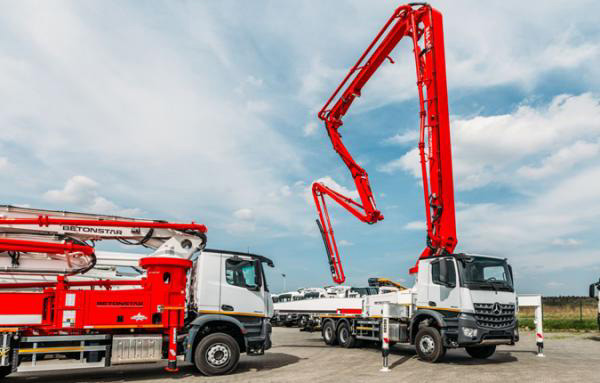 Как работает автобетононасос